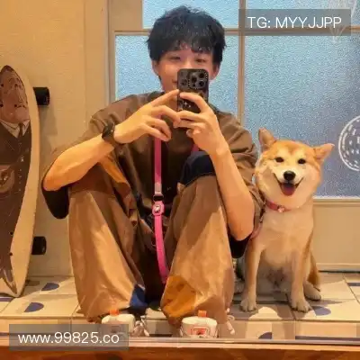 薄香绮